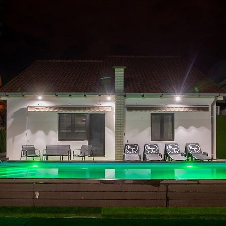 Excellent Time Belgrado Exterior foto